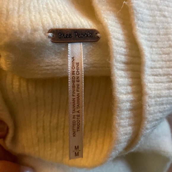 After Glow Mock Neck Tunic Free People Sweater - Picture 2 of 4